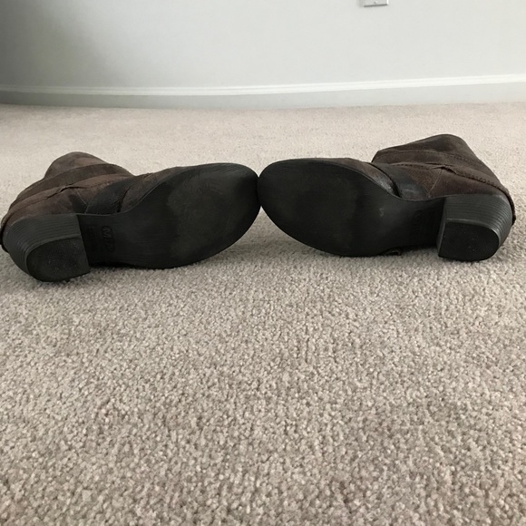 Mia Booties - Picture 6 of 7